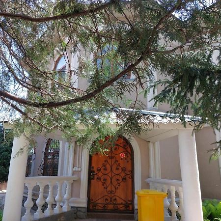 ASSEM HOSTEL Almatı Dış mekan fotoğraf
