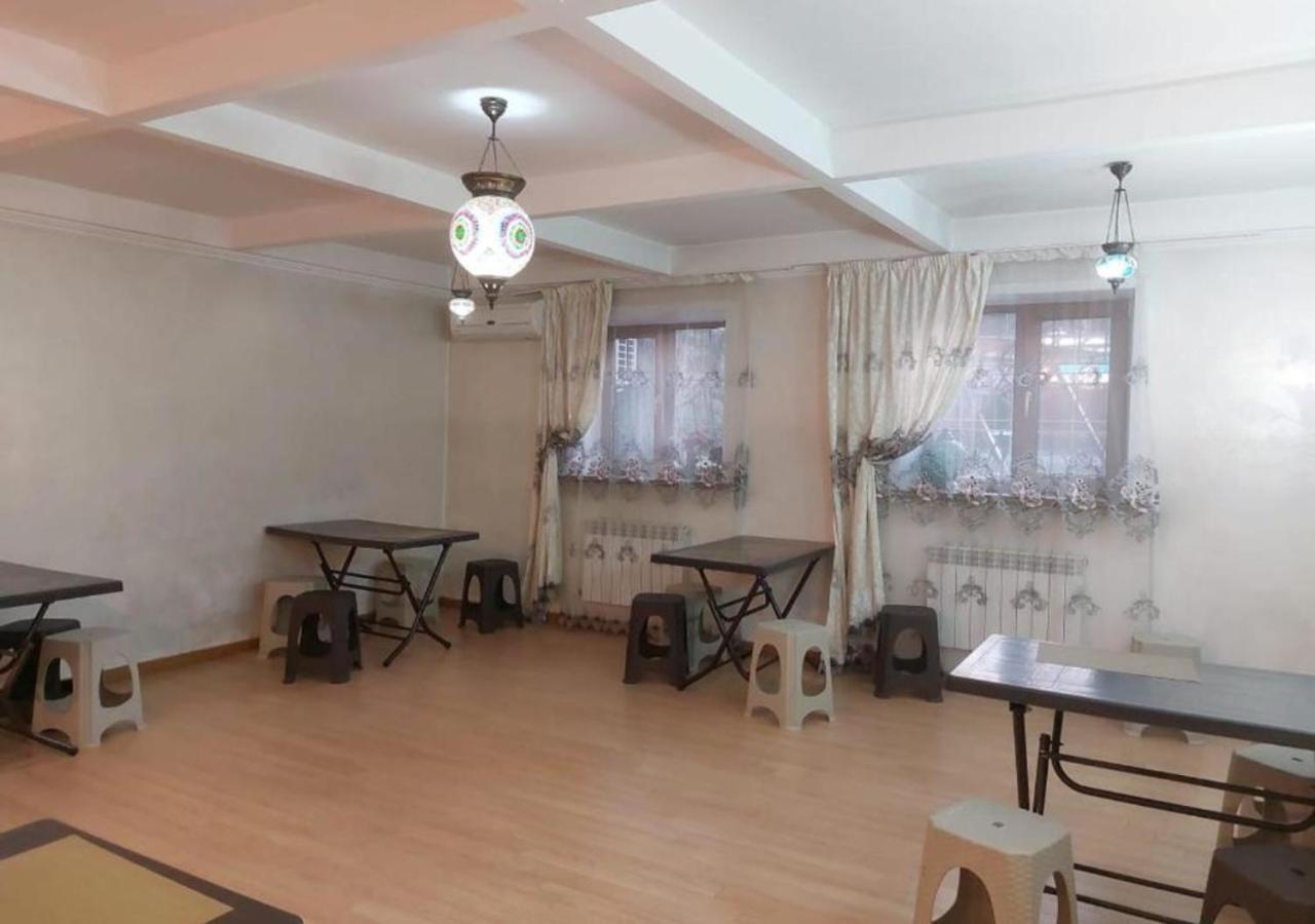 ASSEM HOSTEL Almatı Dış mekan fotoğraf