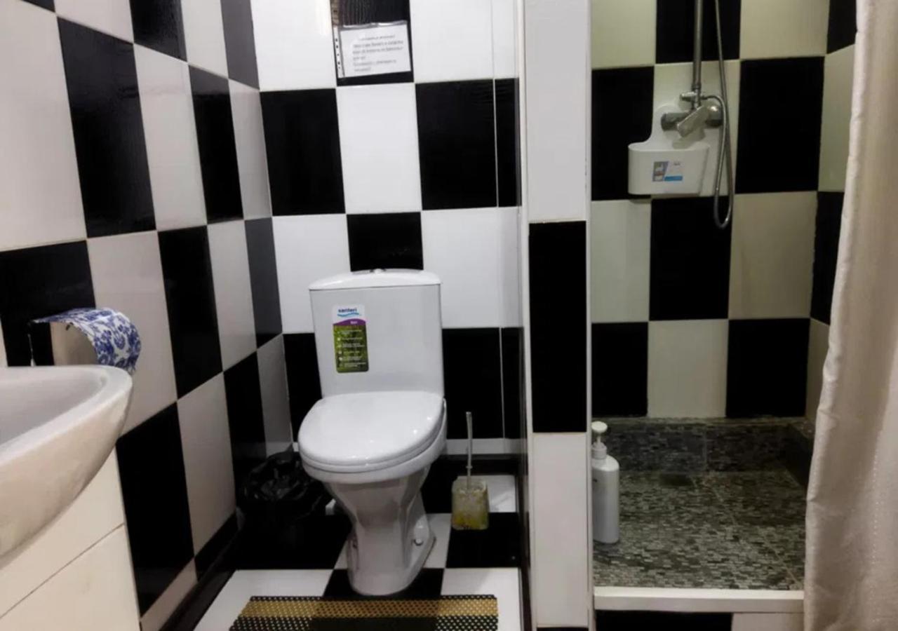 ASSEM HOSTEL Almatı Dış mekan fotoğraf